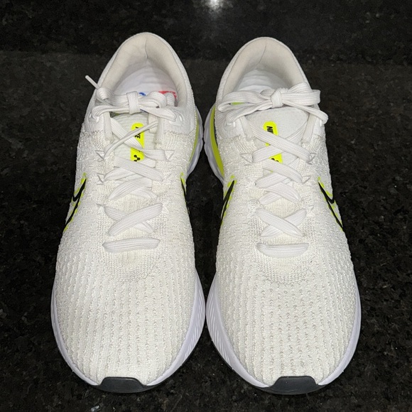Nike Mens React Infinity 3 premium Road running shoes, running shoes Sz 8 - Picture 5 of 8